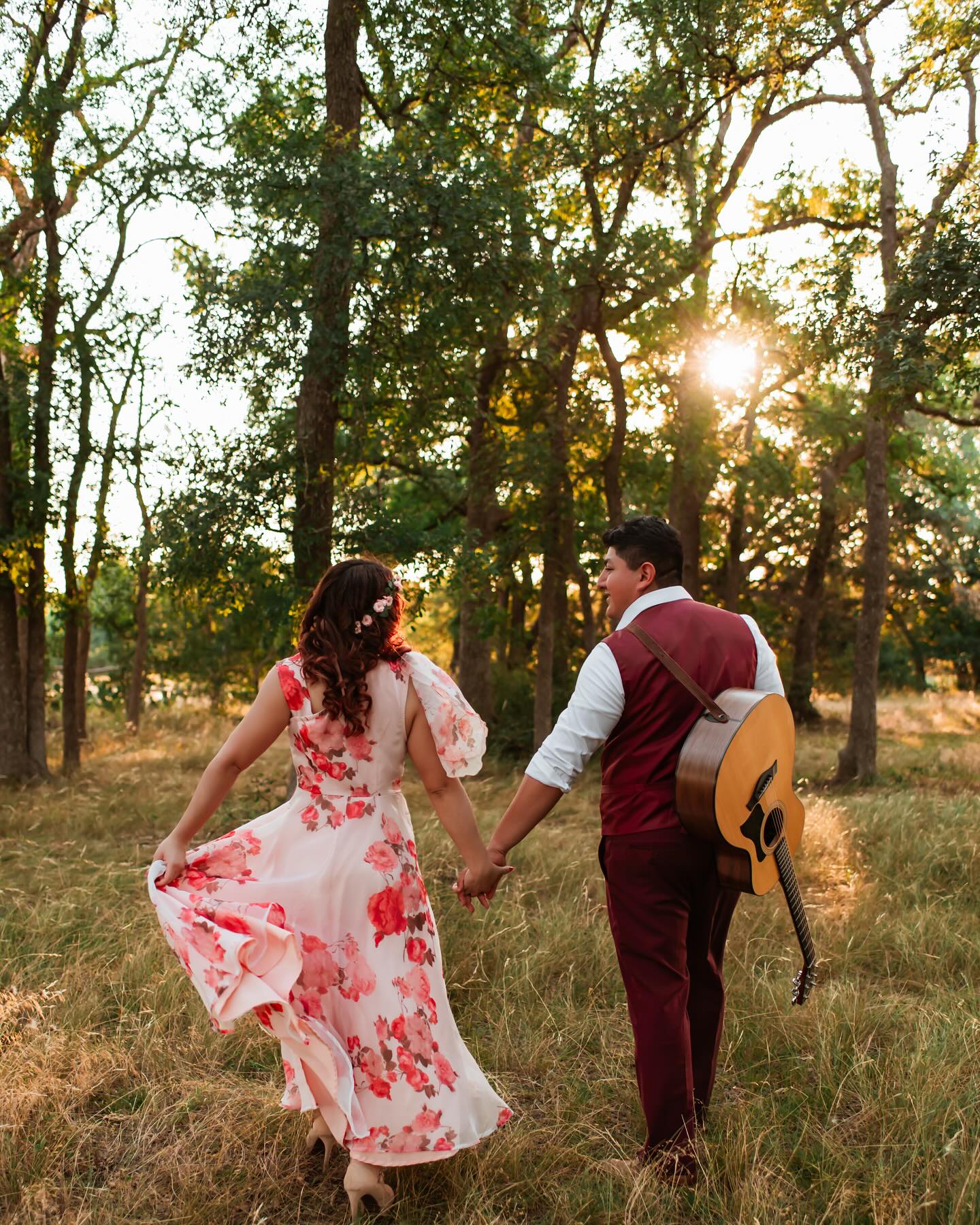 a guitar & your favorite dress for the dreamiest session with your love 🌸
I absolutely love how happy and free Priscilla & Adrian were during the session. One of my favorite moments was when Adrian brought his guitar out and played for Priscilla as she danced! I love meeting couples who are so in love you can just feel it in every photograph ✨
.
.
.
#couplephotography #engagementphotography #sanantonioweddings #hillcountryphotographer #engagementphotographer
#engagement #engagementphotos #sanantoniophotographer #satxphotographer #texasengagementphotographer #boernephotographer
