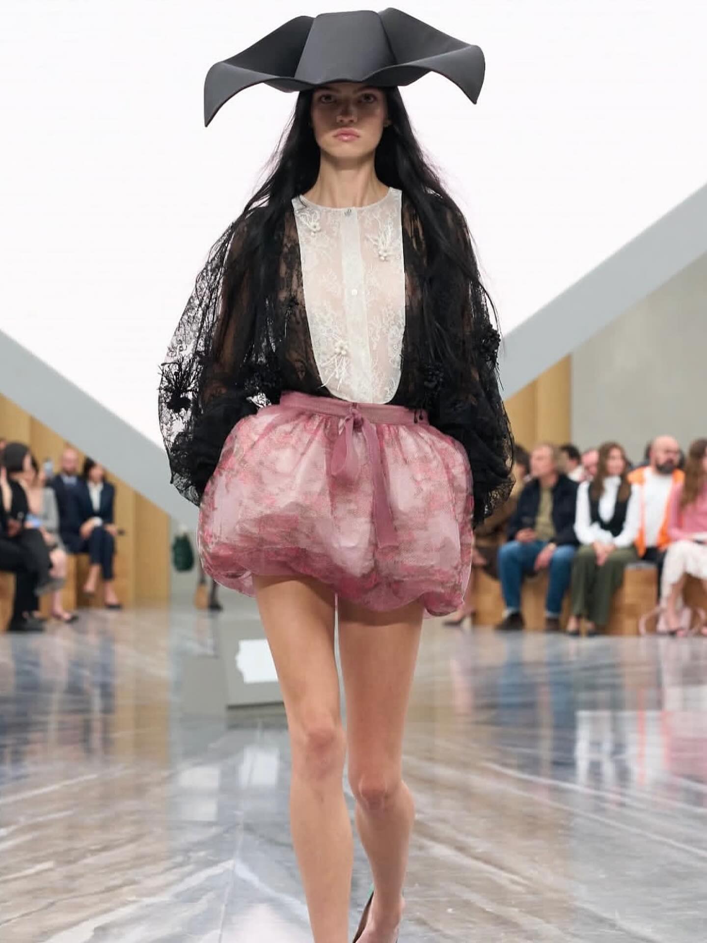 Power, poise, and dior 🤭 Barbizon Salt Lake City grad @emmawaters04 walking for Christian Dior SS26 collection